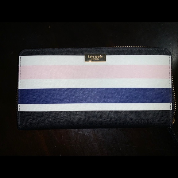 kate spade Handbags - Kate Spade ZIP Around Wallet